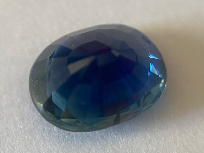 Yteim Gemmes : Saphir 2,35 carats